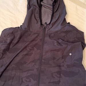 Vuori Men's Dark Camouflage Hoodie